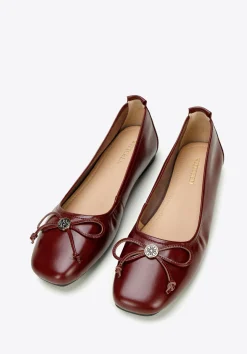 Baleriny z miękkiej skóry z kokardką z monogramem bordowe>WITTCHEN New