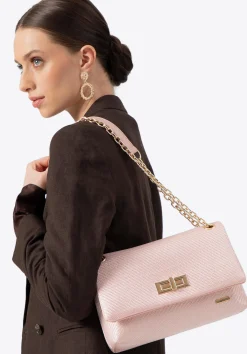 Damska crossbody z plecionki na łańcuszku różowa>WITTCHEN Sale