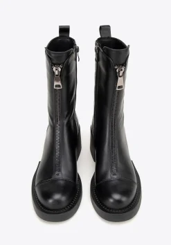 Damskie botki skórzane z monogramem czarne><noscript><img width=