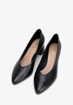 Damskie czółenka ze skóry licowej z wycięciem beżowe>WITTCHEN Fashion