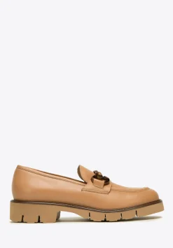 Damskie mokasyny skórzane z klamrą na platformie beżowo-brązowe>WITTCHEN Hot