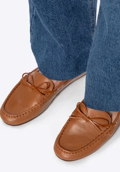Damskie mokasyny ze skóry z rzemykiem brązowe>WITTCHEN Outlet