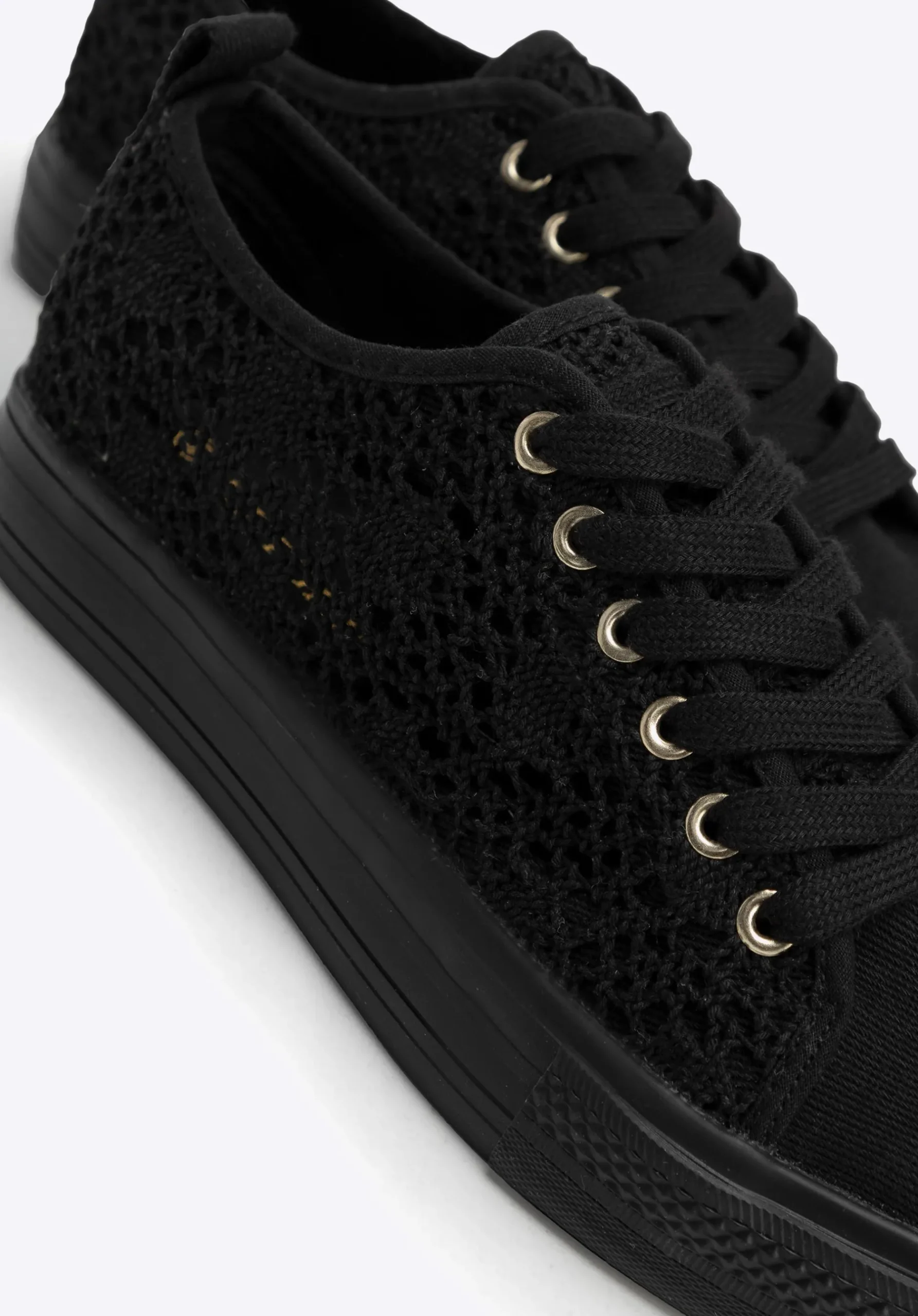 Damskie sneakersy ażurowe czarne>WITTCHEN Best