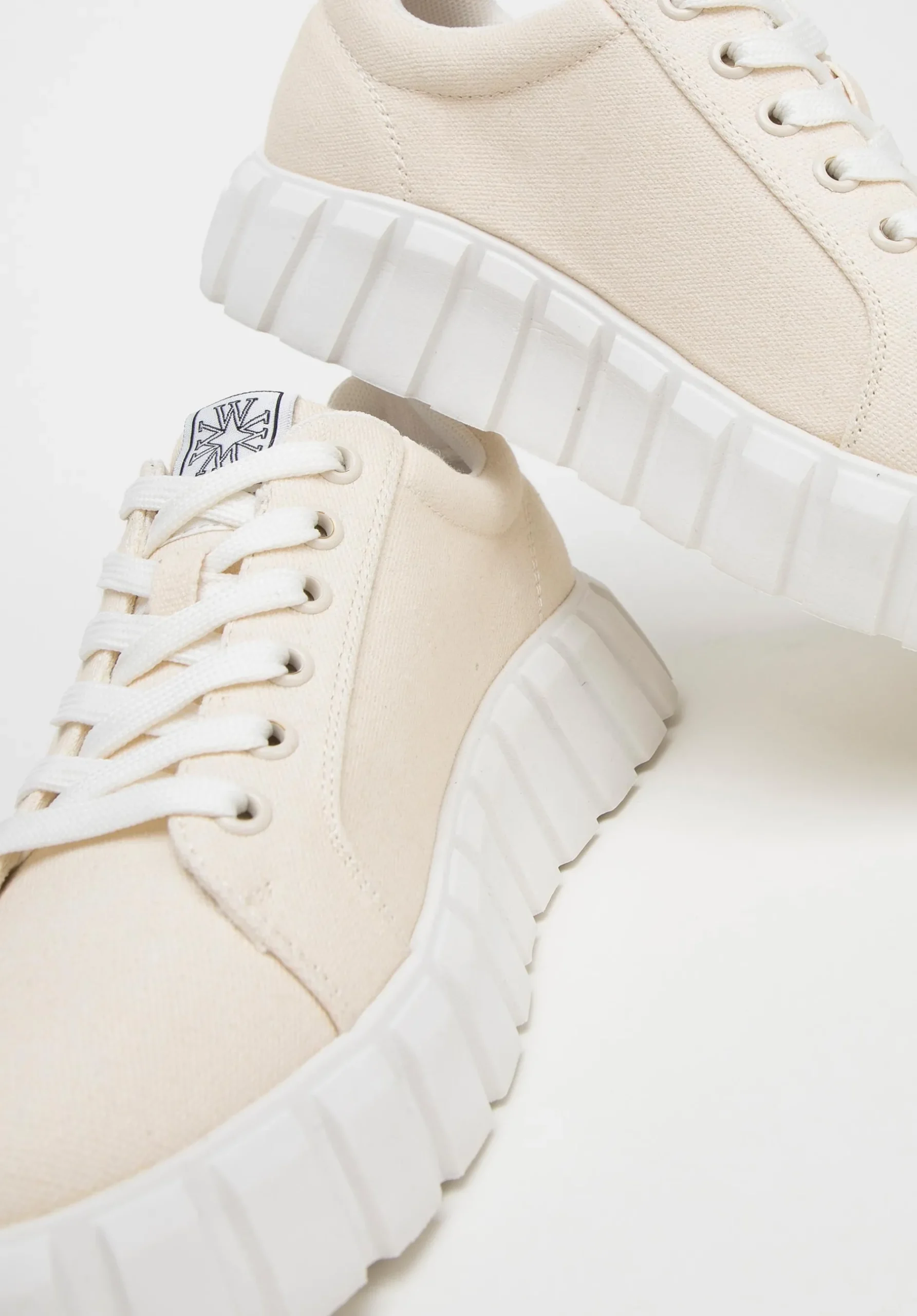 Damskie sneakersy na platformie jasny beż>WITTCHEN Best
