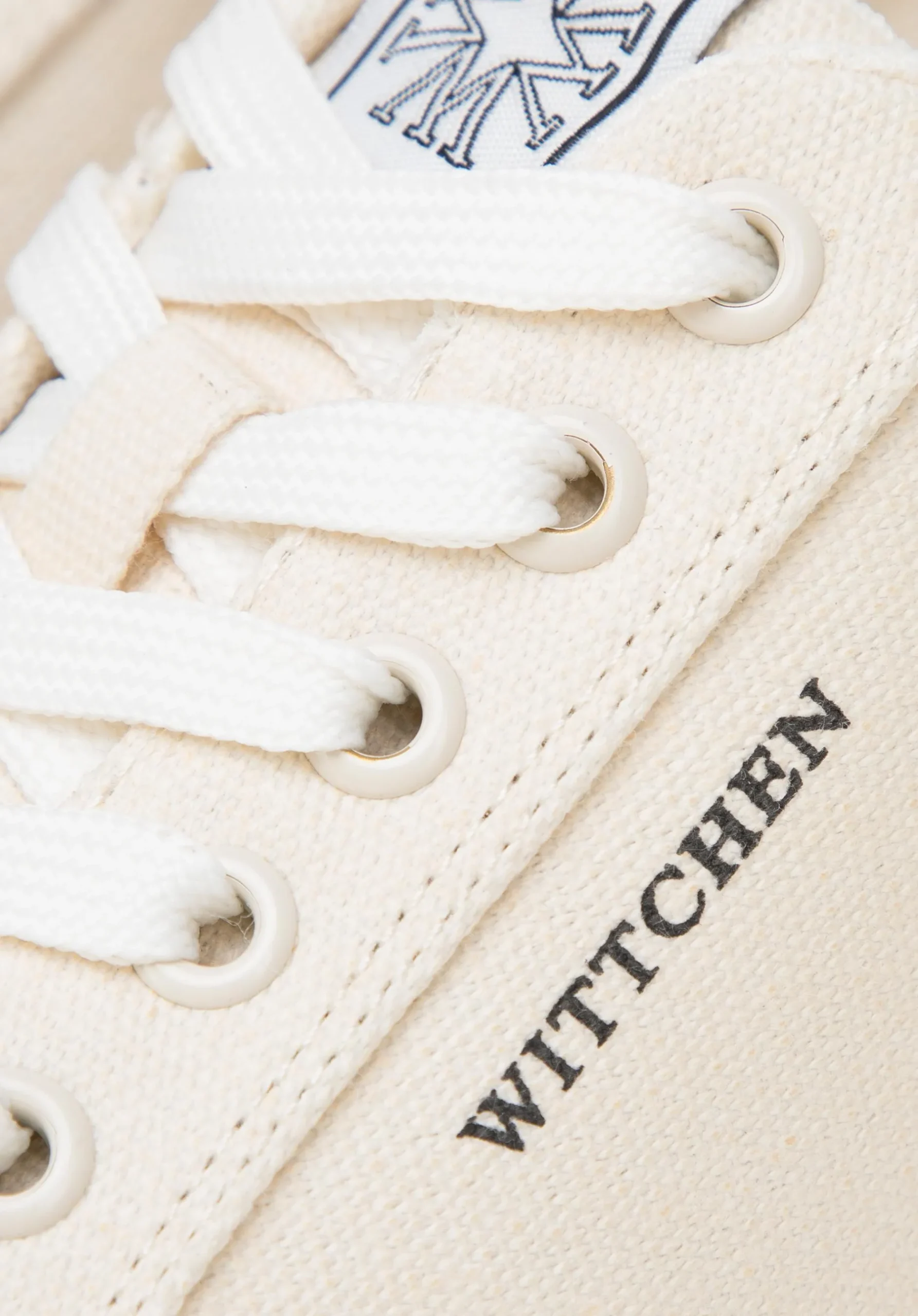 Damskie sneakersy na platformie jasny beż>WITTCHEN Best