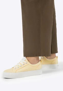 Damskie sneakersy na platformie żółte>WITTCHEN Outlet