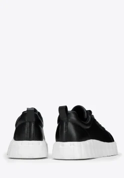 Damskie sneakersy skórzane na grubej platformie czarne><noscript><img data-lazyloaded=