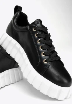 Damskie sneakersy skórzane na grubej platformie czarne><noscript><img data-lazyloaded=