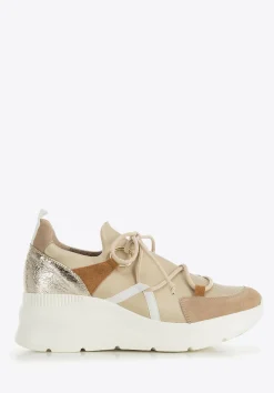 Damskie sneakersy z elastycznej tkaniny na koturnie beżowo-białe>WITTCHEN Sale
