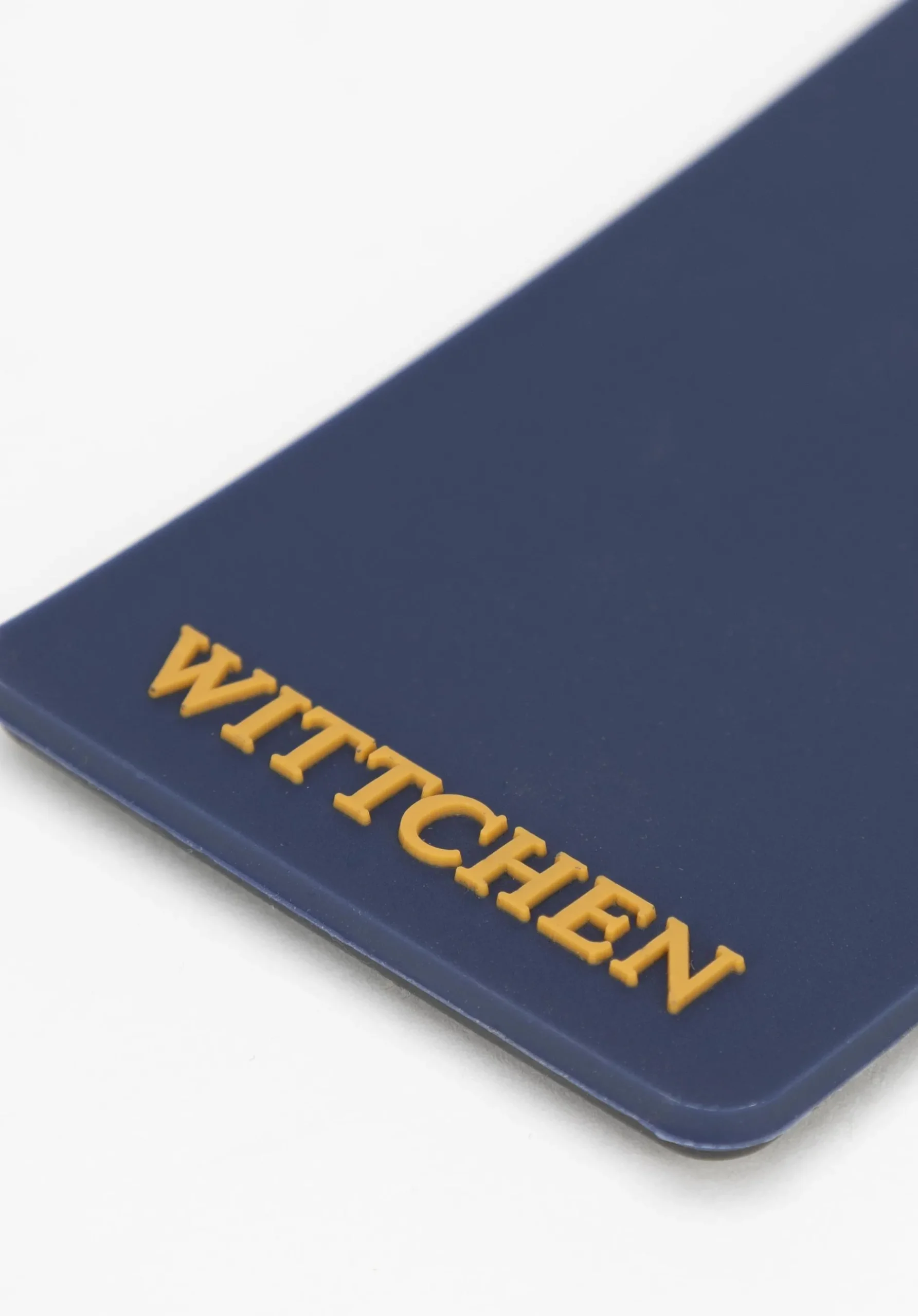 Mała walizka z ABS - u i identyfikator z logo czerwona>WITTCHEN Best