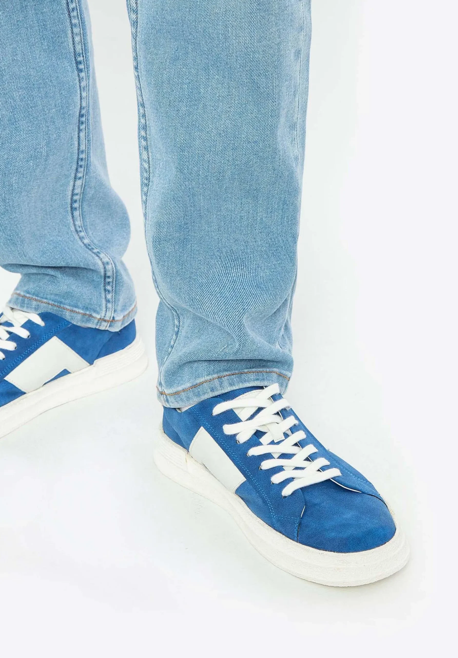 Męskie sneakersy z kontrastową podeszwą granatowe>WITTCHEN Sale